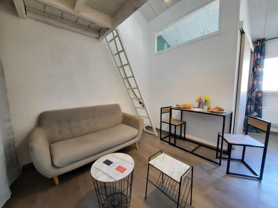 Le Petit Nid - Coeur De Ville - Clim Nîmes Exteriér fotografie